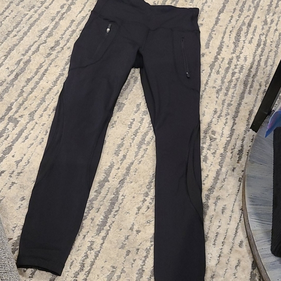 Lululemon Invigorate 7/8 Tight/Legging - Picture 12 of 14